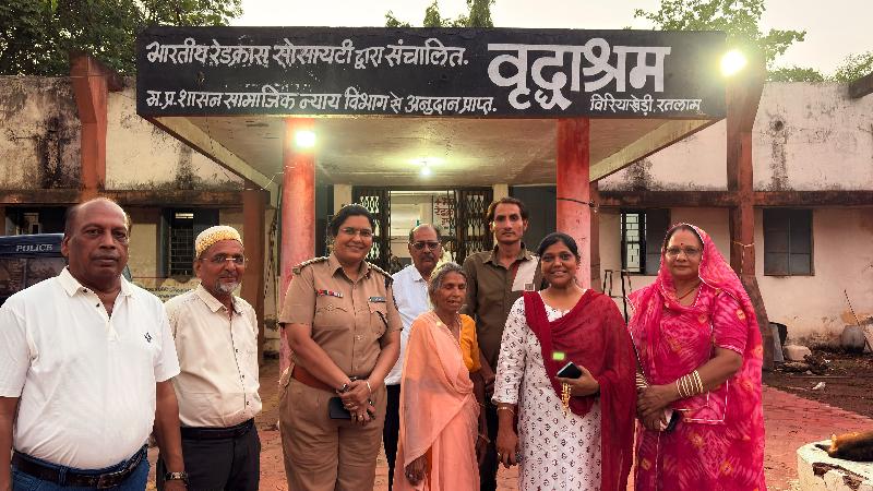 आज फिर एक आशियाना रोशन हुआ :